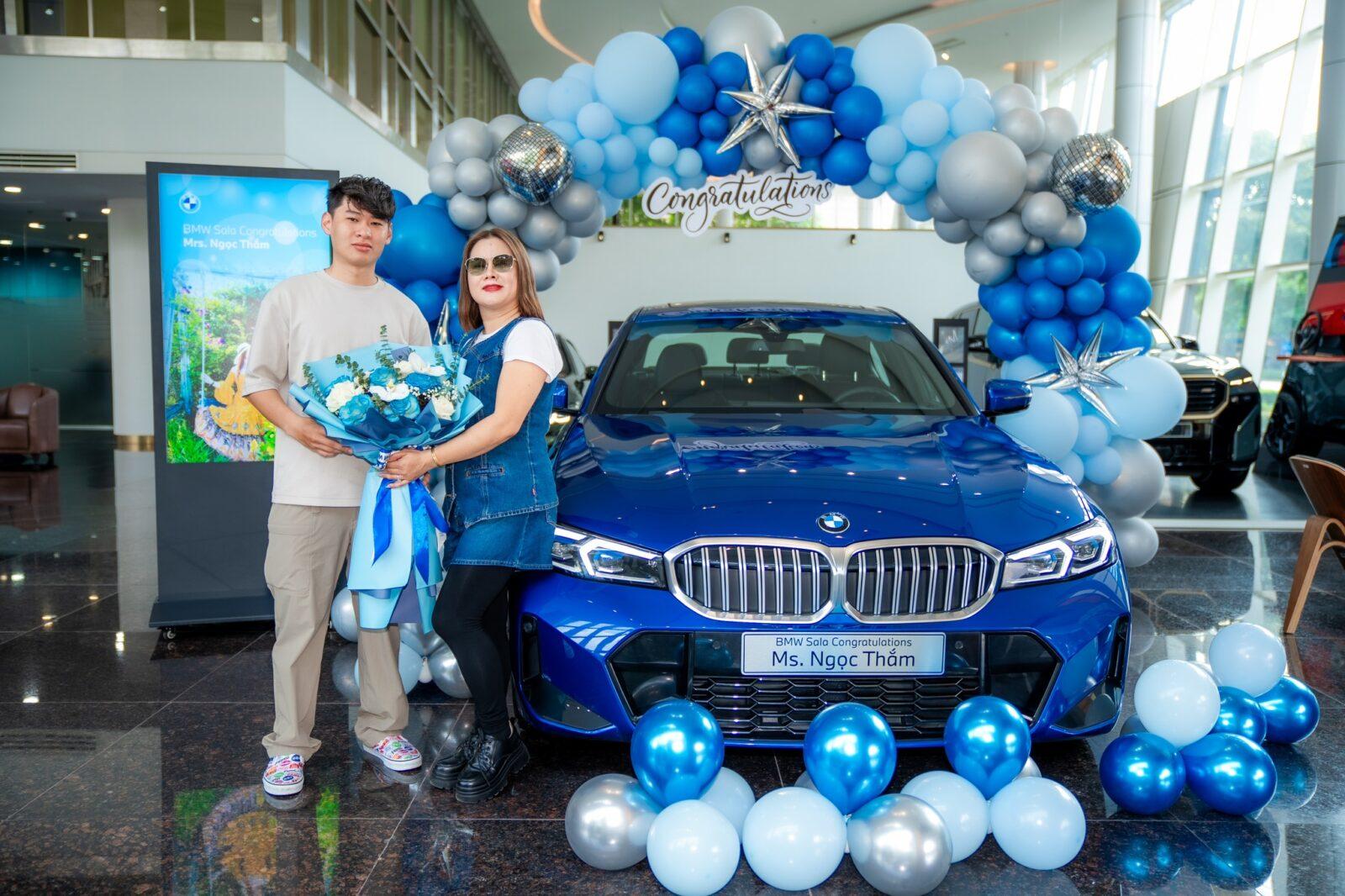 giao xe BMW 330i 1 Lễ Giao Xe BMW 330i M Sport - ĐÁNH THỨC ĐAM MÊ CỦA BẠN.